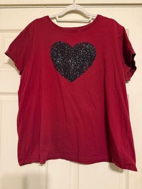 Torrid Brush Heart Classic Fit Heritage Jersey Crew Tee Size 2